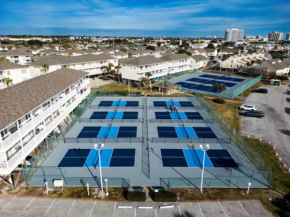 Sandpiper Cove 1 Bedroom Condo Overlooking Canal 5 Minute Walk to the Beach Destin FL